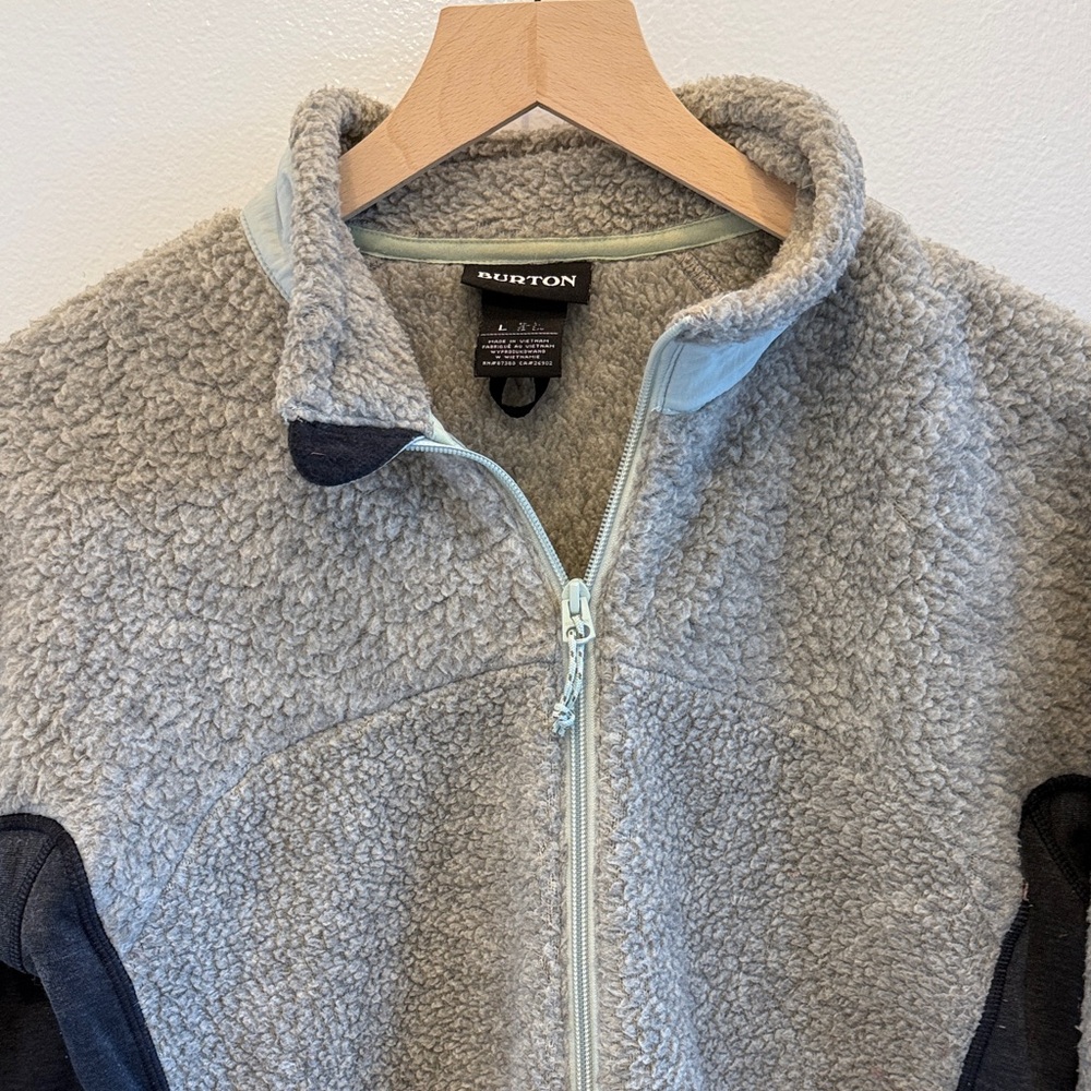 Burton Light Gray Sherpa Fleece Jacket